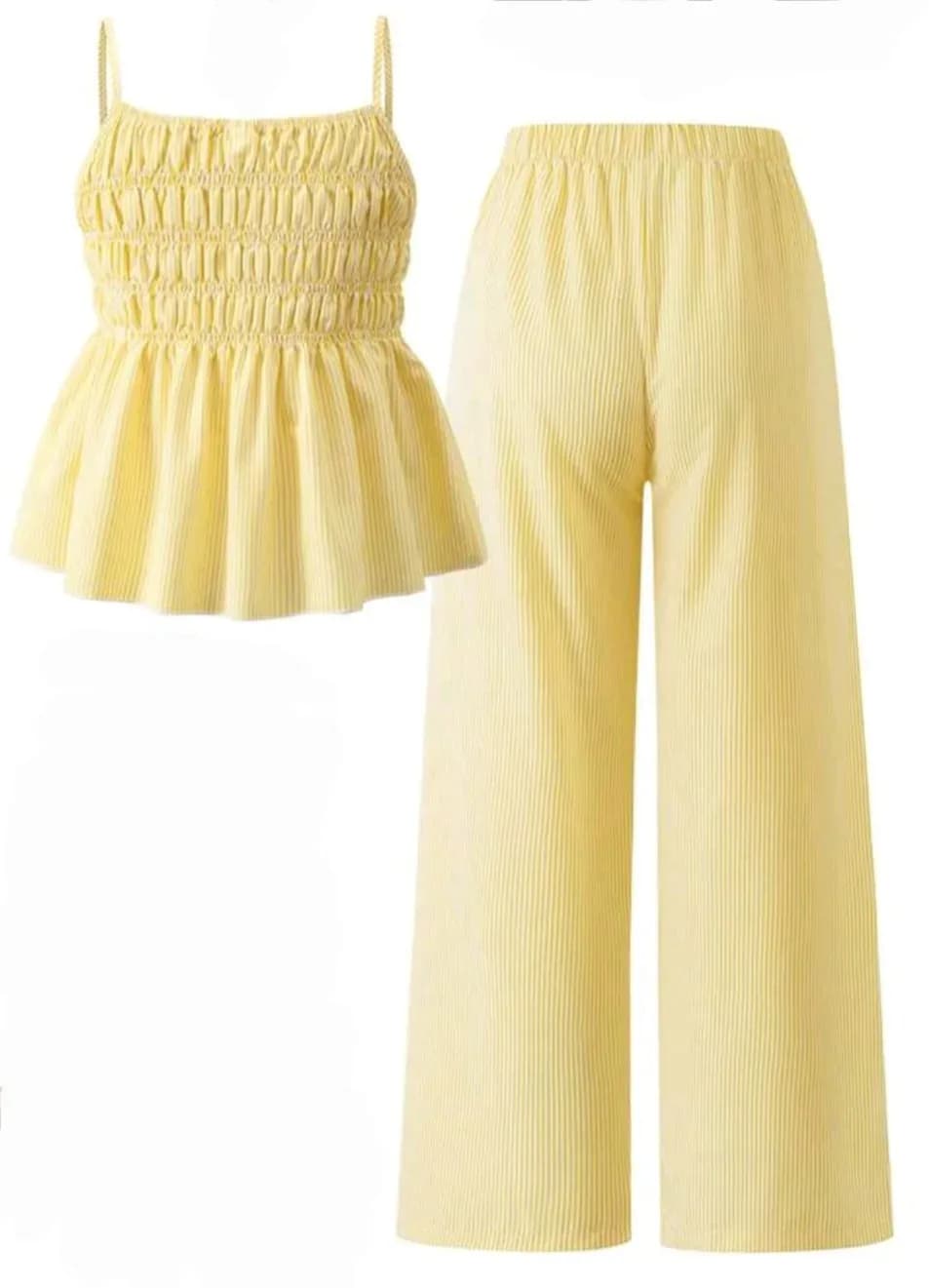 Blusa fruncida + pantalón de tela — foto 2 de 6
