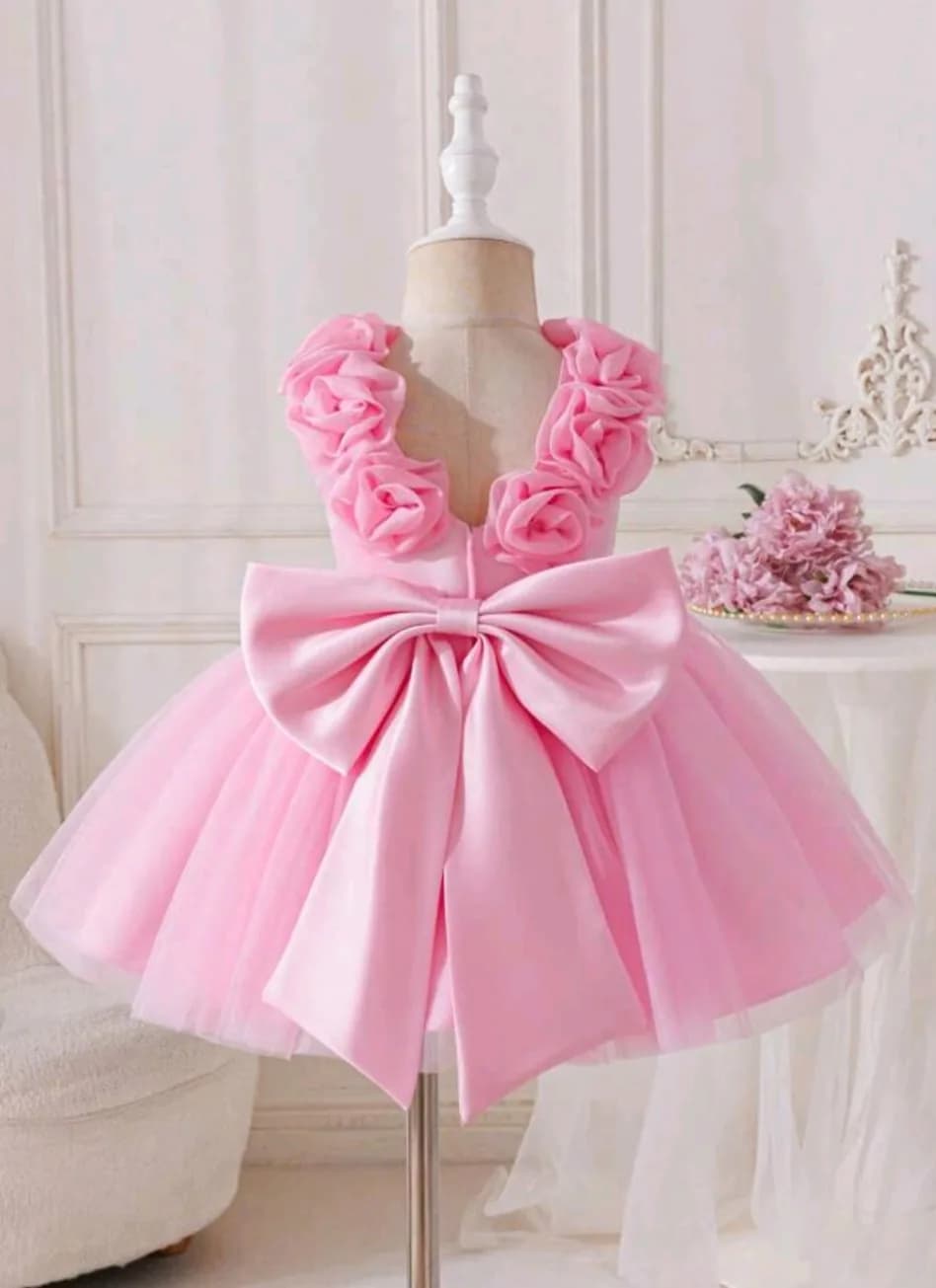 Vestido elegante satén  — foto 4 de 10